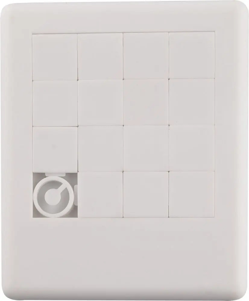 Головоломка «Пятнашки», белая