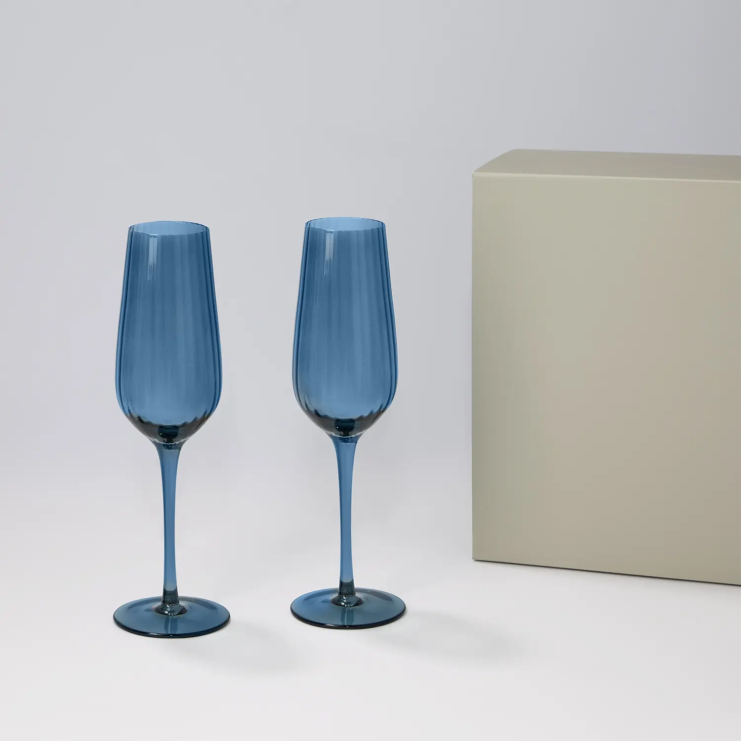 Подарочный набор 2 бокала для шампанского Toscana в серой коробке