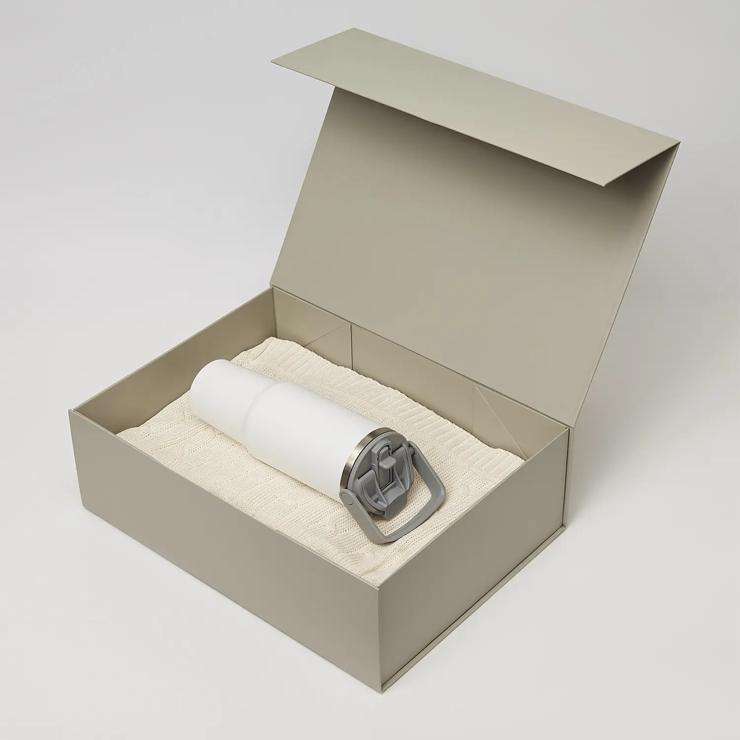 Подарочный набор Montana, белый (плед, термокружка)