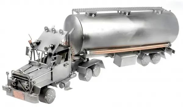 Грузовик большой партии Фигурки из металла HINZ & KUNST