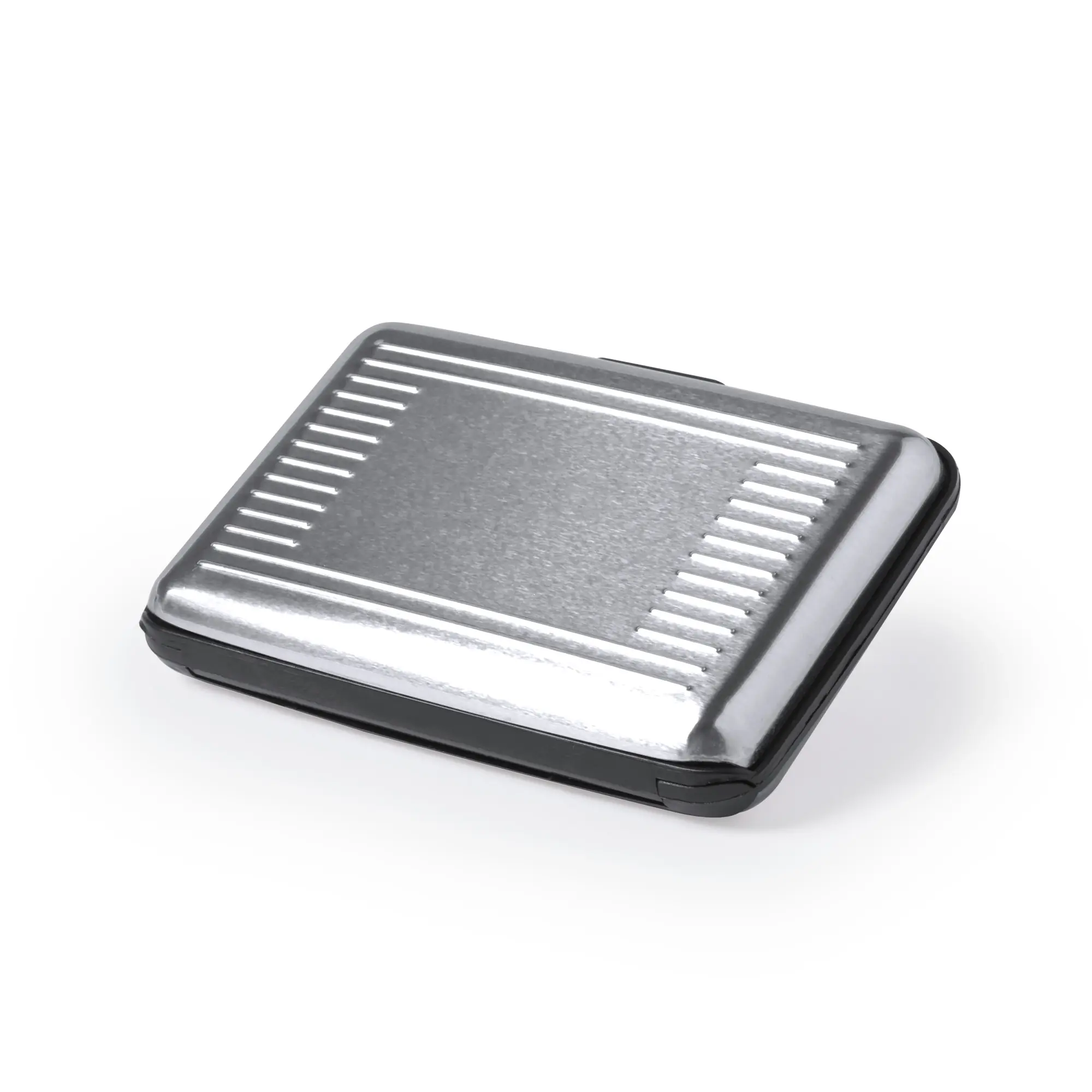 серебристый